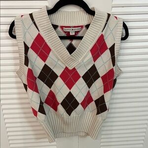 Tommy Hilfiger Women's V-Neck Argyle Sweater Vest